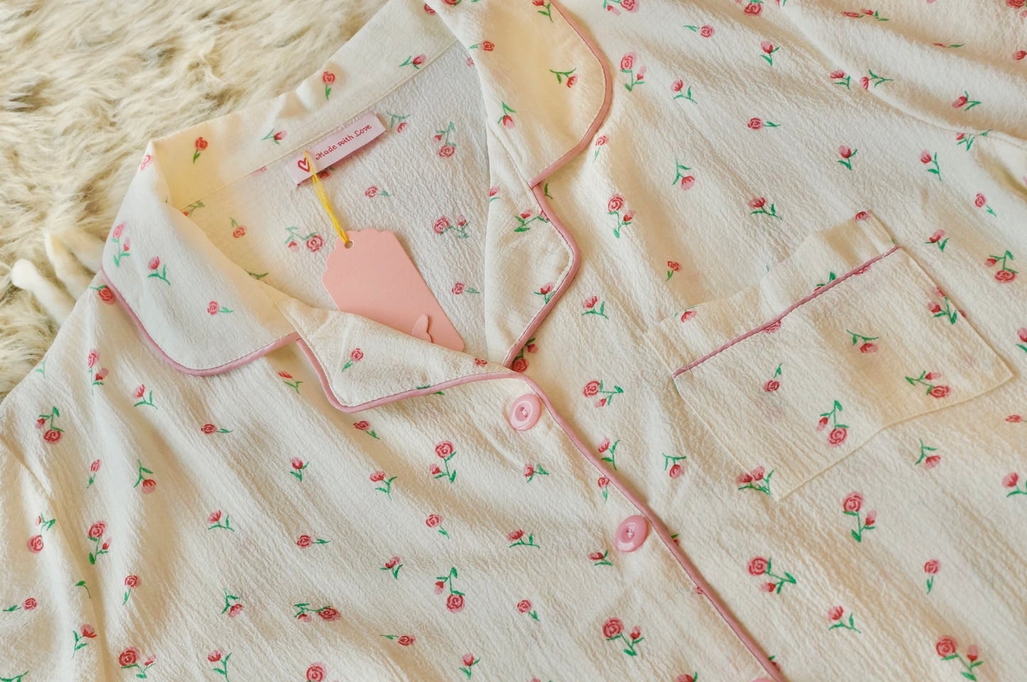 Lost in Roses Pyjama Set