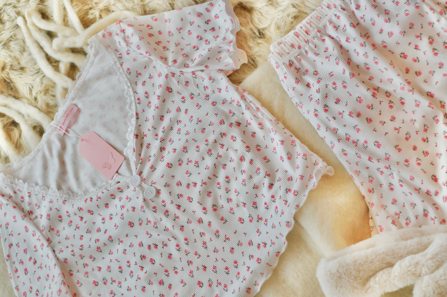 Roses and Rosè Short sleeve pyjama set