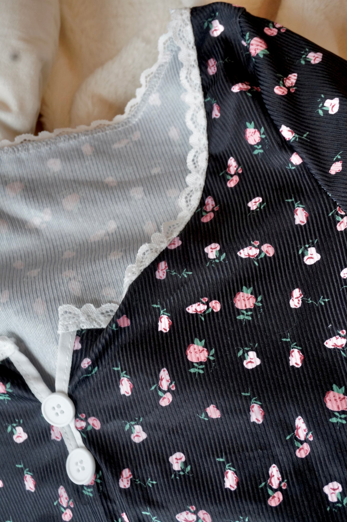 Roses and Rosè Long sleeve Black pyjama set