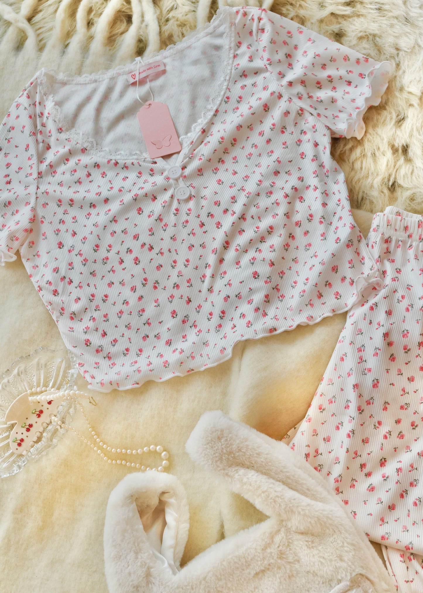 Roses and Rosè Short sleeve pyjama set