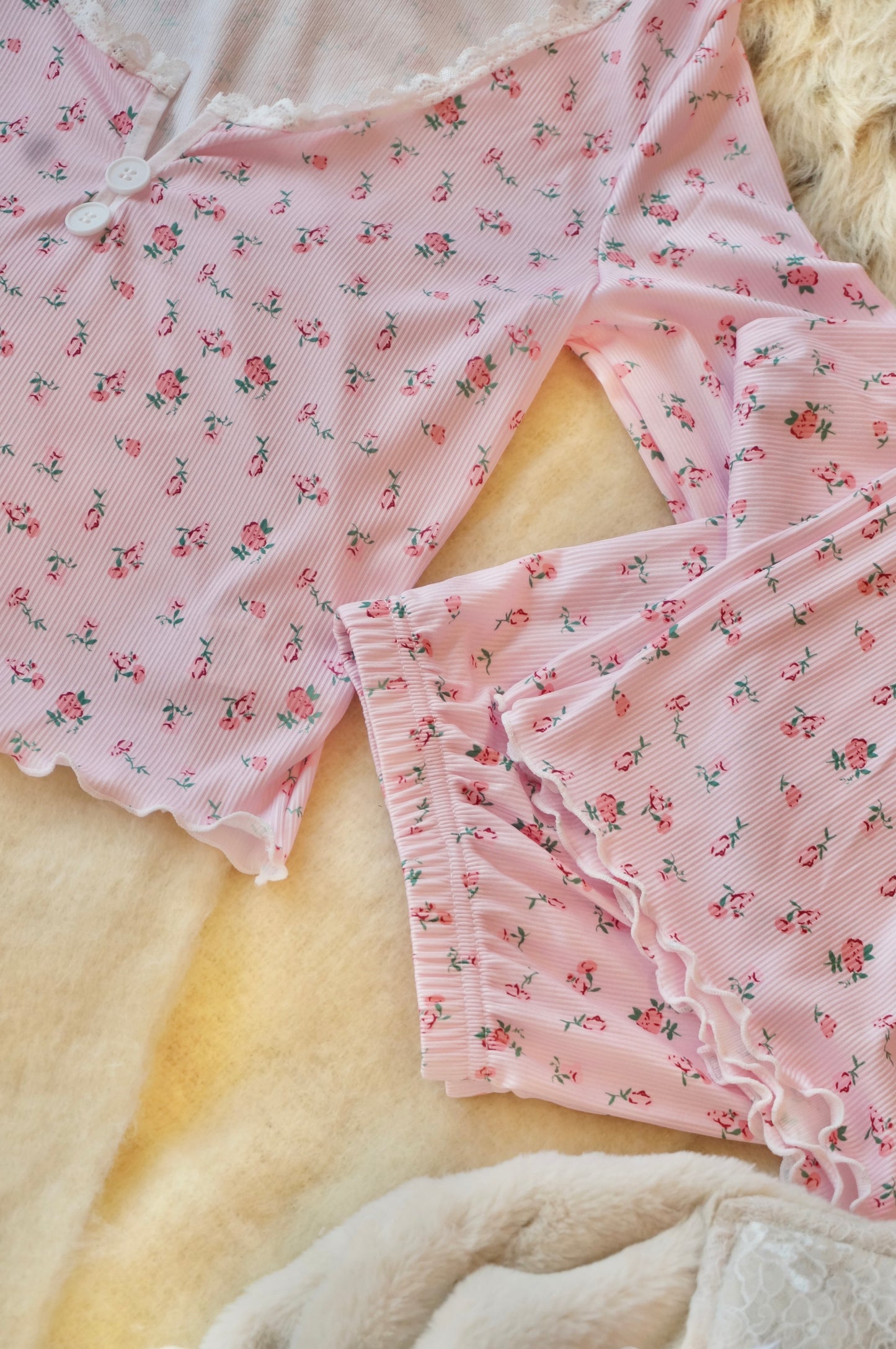 Roses and Rosè pyjama set