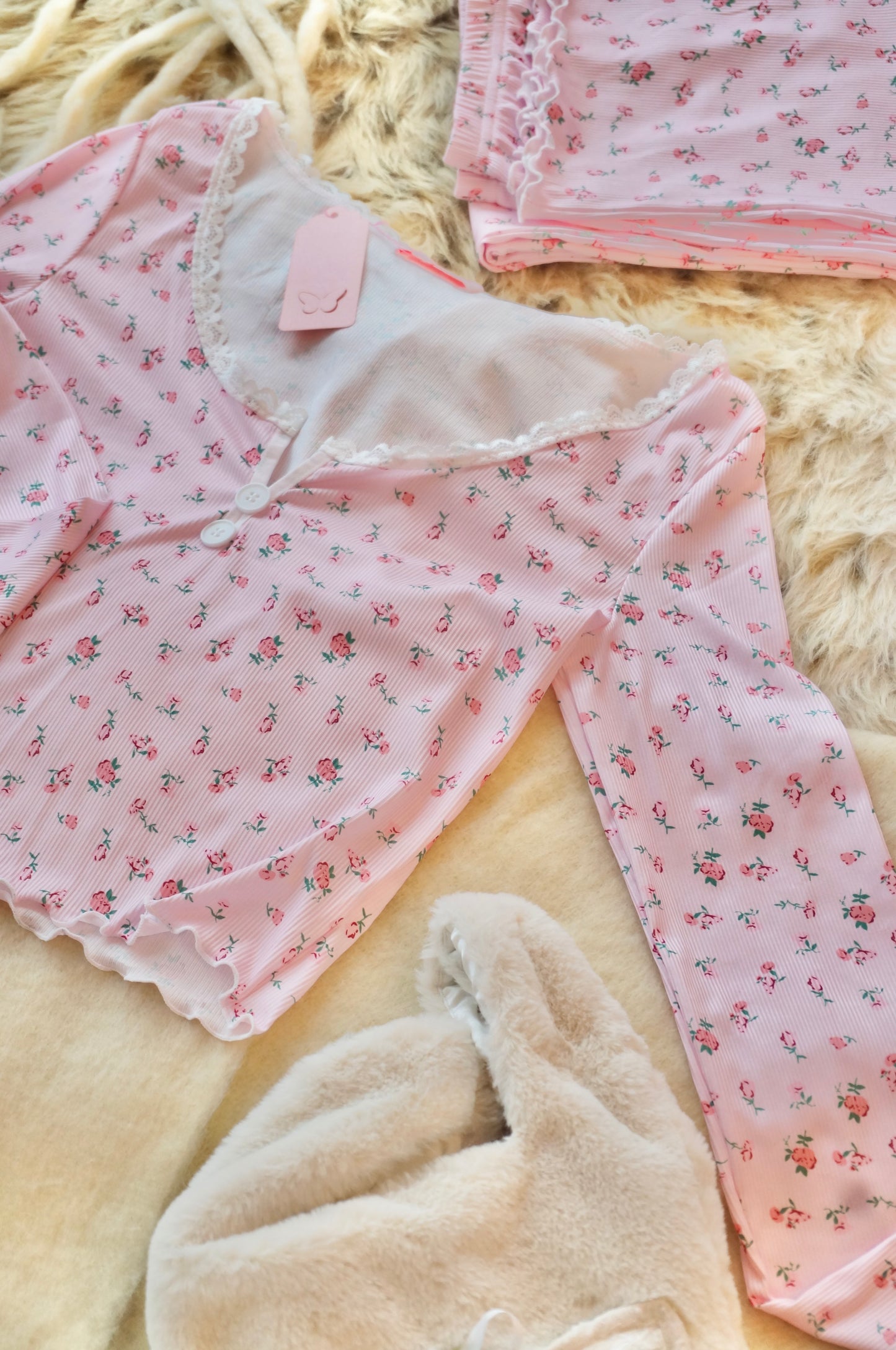 Roses and Rosè pyjama set