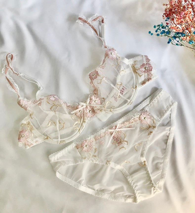 Meadow embroidery bra set